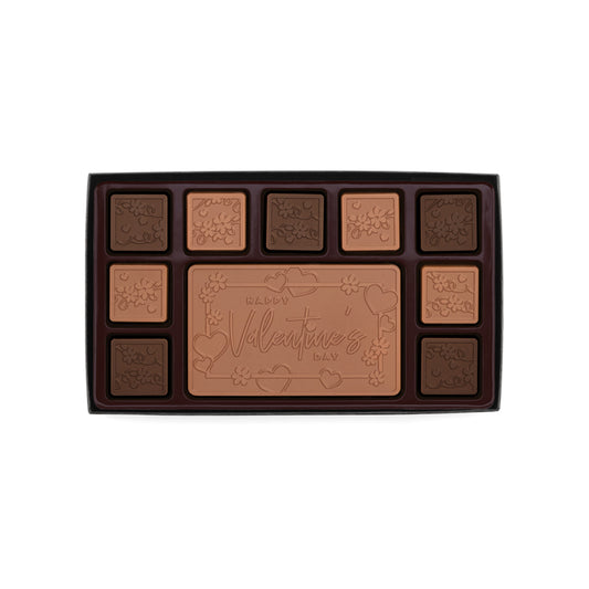 Engraved Premium Chocolate Happy Valentine’s Day (Hearts) w/ Personalized Message 19-Piece Ensemble (Milk & Dark Border)
